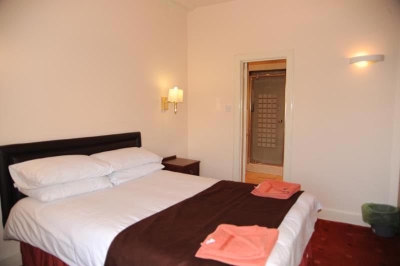 Grosvenor Hotel Регби Экстерьер фото